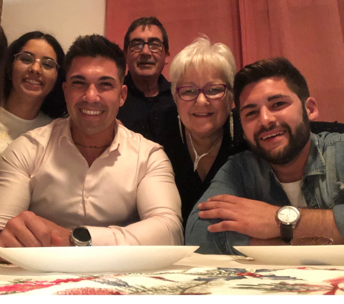 Marc con su familia