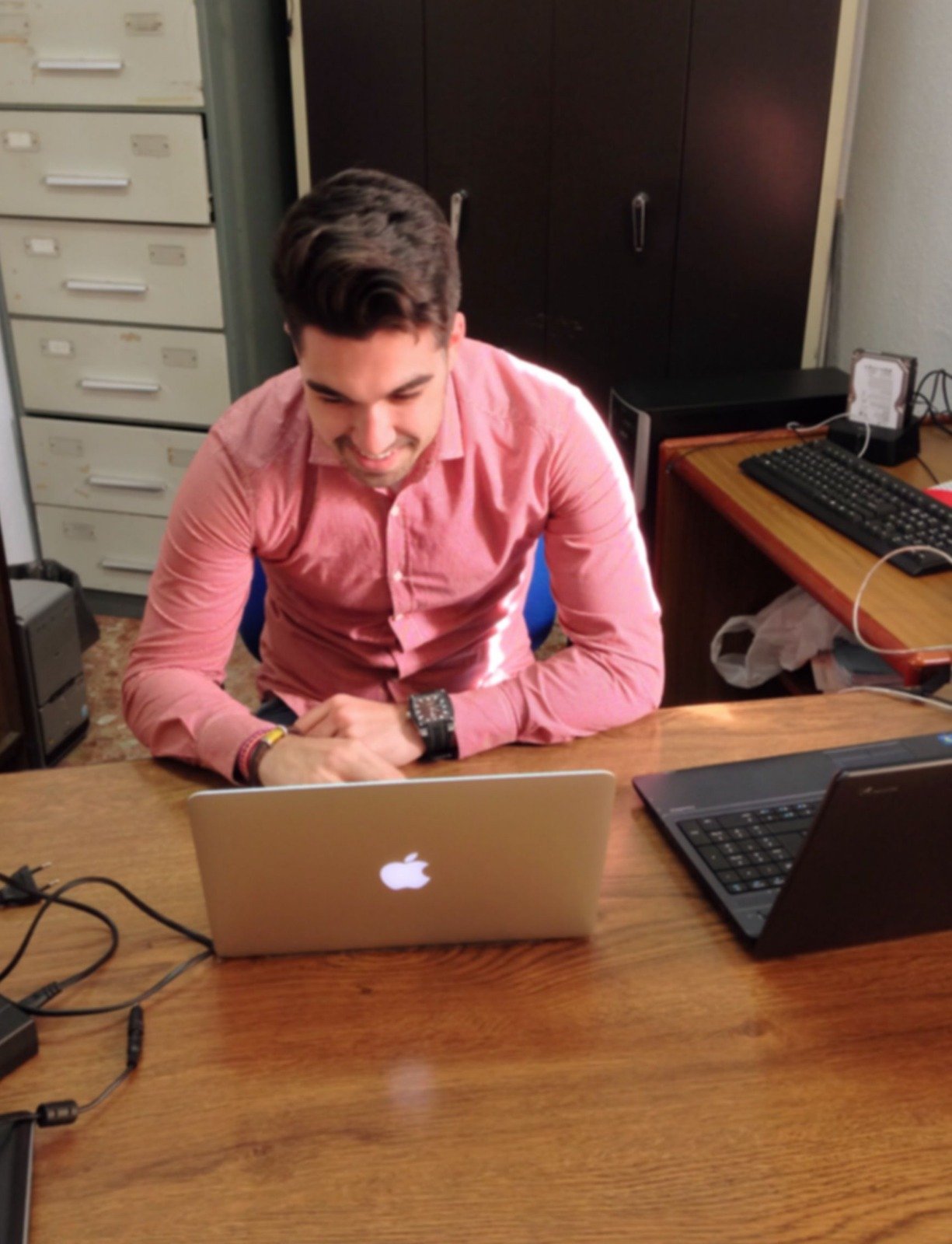 Marc trabajando en informática